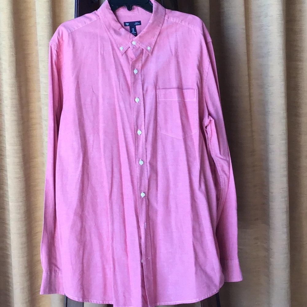 GAP Button Down Shirt